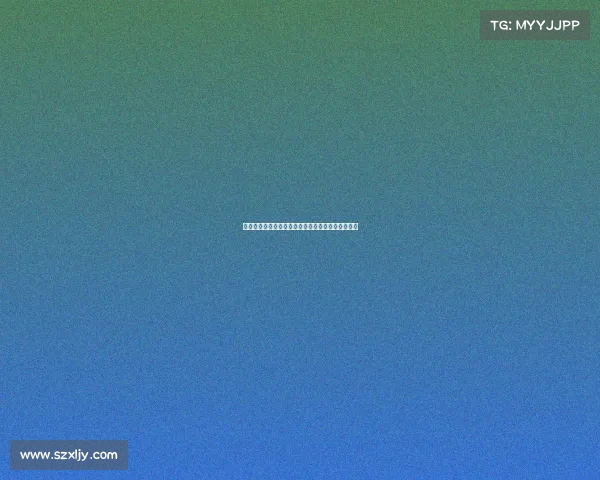 激情四溢的球场氛围：赛场上欢呼与紧张交织的瞬间